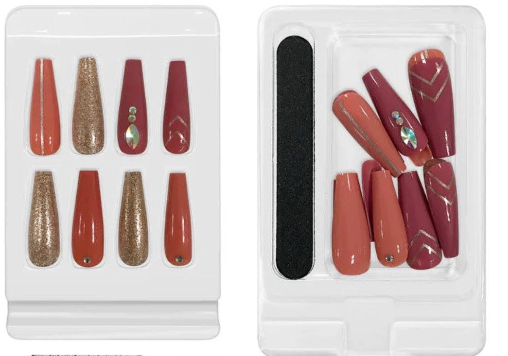 Lavish Nails